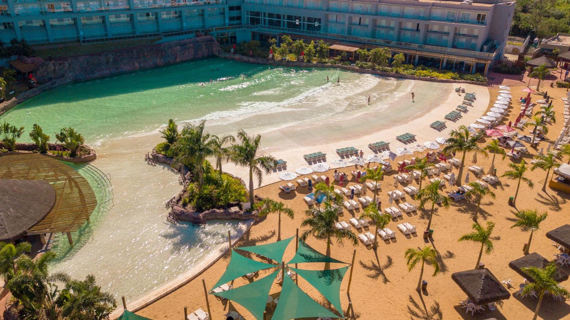 Mabu Thermas Grand Resort Foz do Iguaçu Exterior foto The Wave at Atlantis Paradise Island